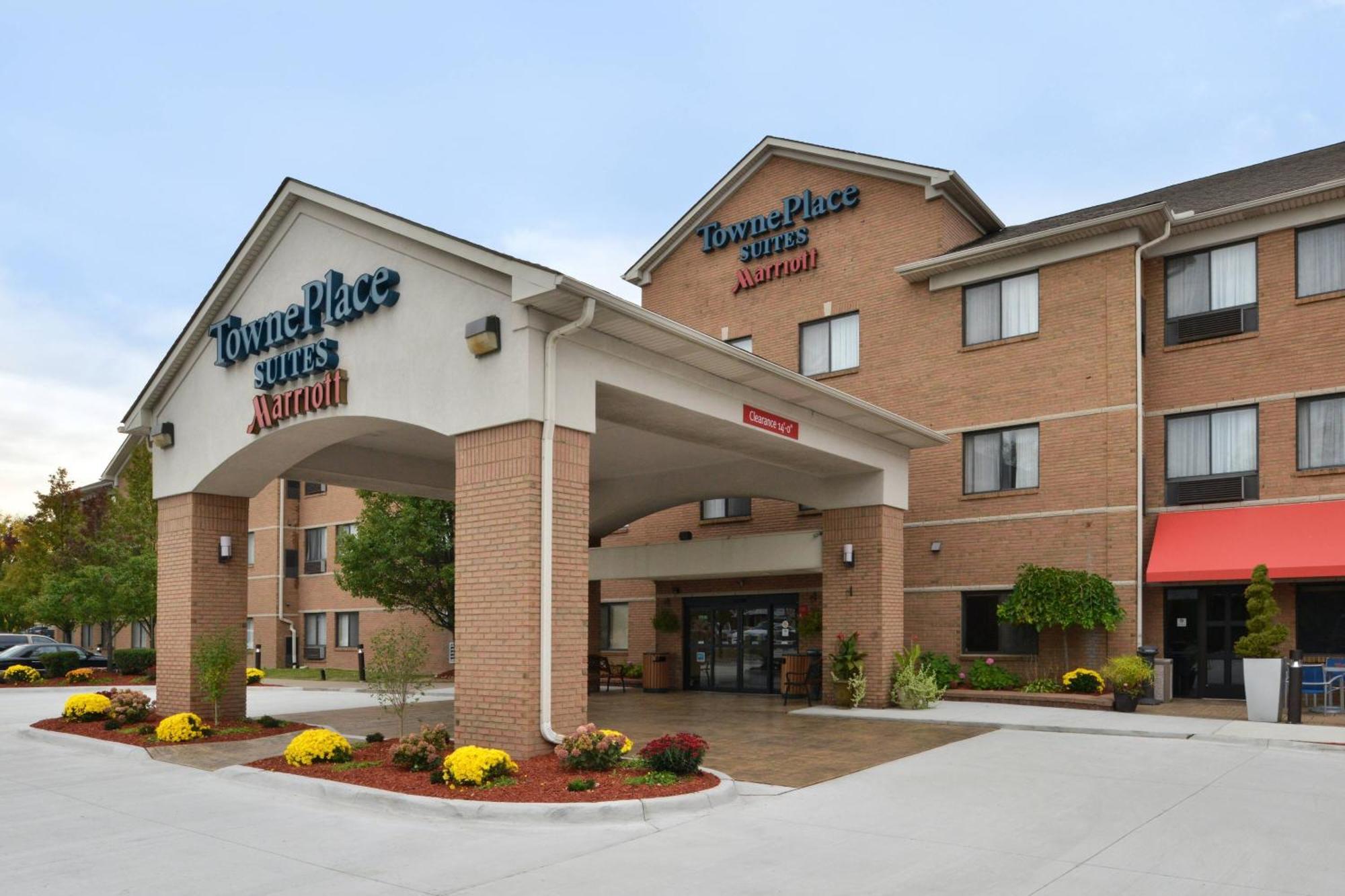 Towneplace Suites Detroit Warren Eksteriør billede