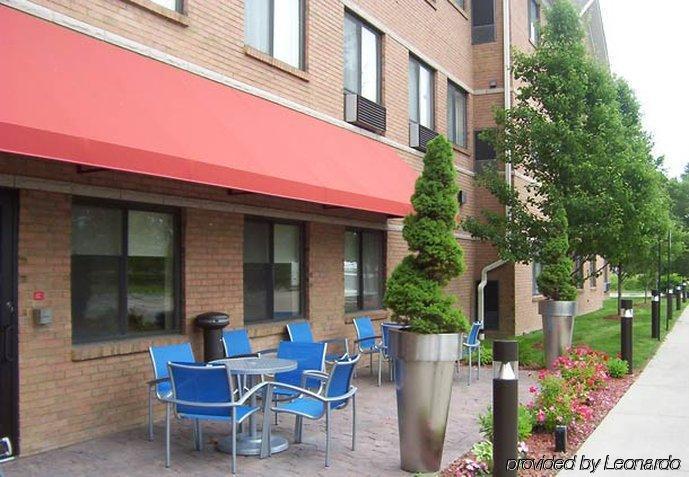 Towneplace Suites Detroit Warren Eksteriør billede
